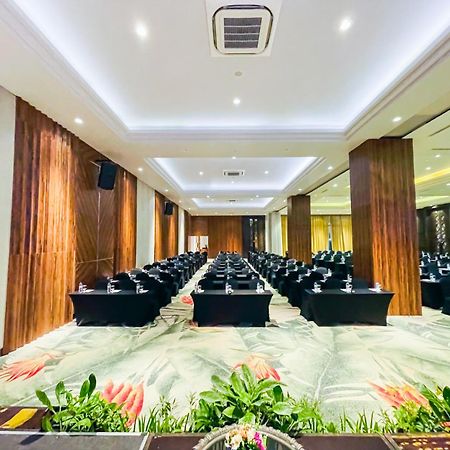 Lombok Astoria Hotel Mataram Exterior foto
