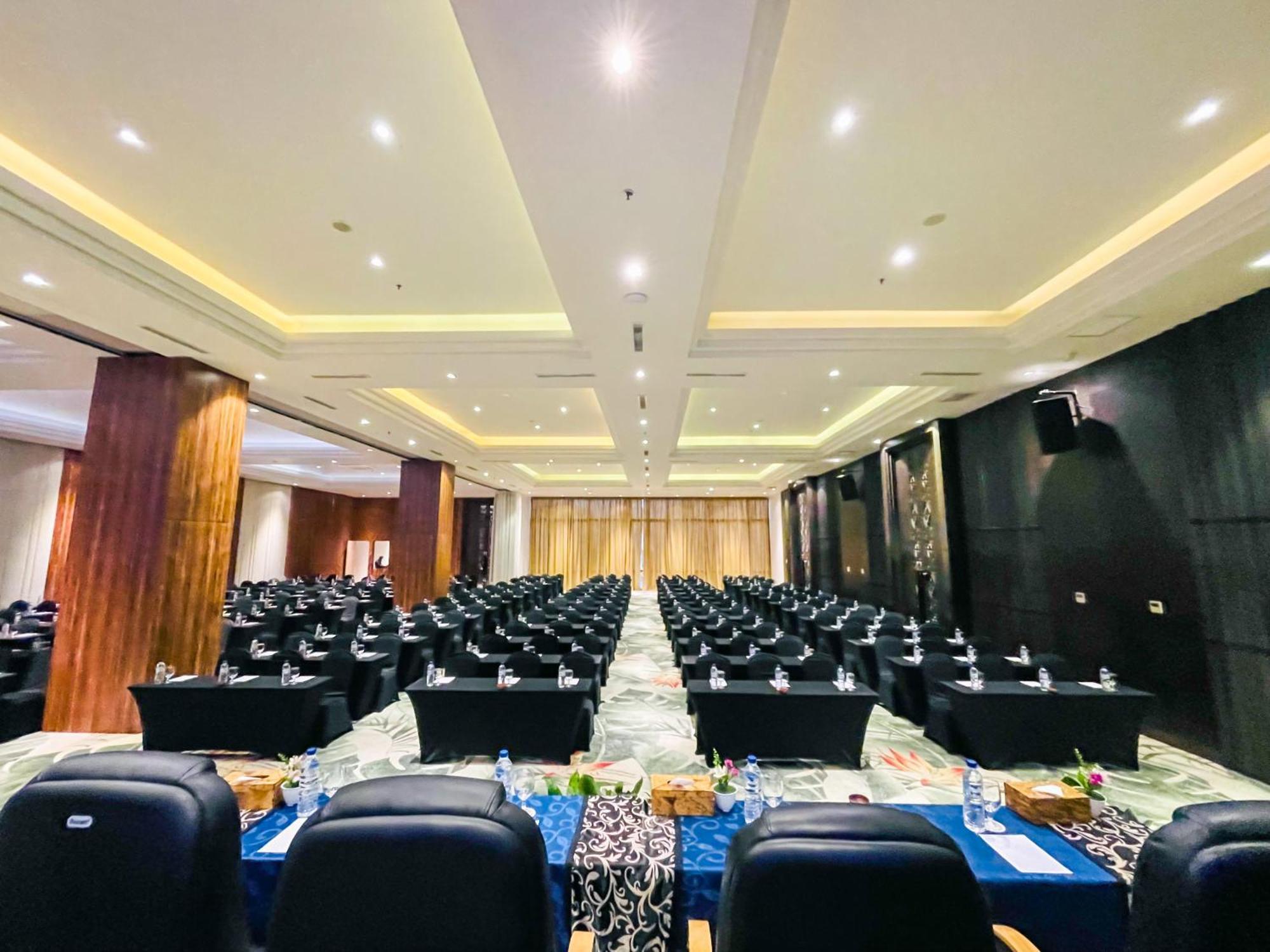 Lombok Astoria Hotel Mataram Exterior foto