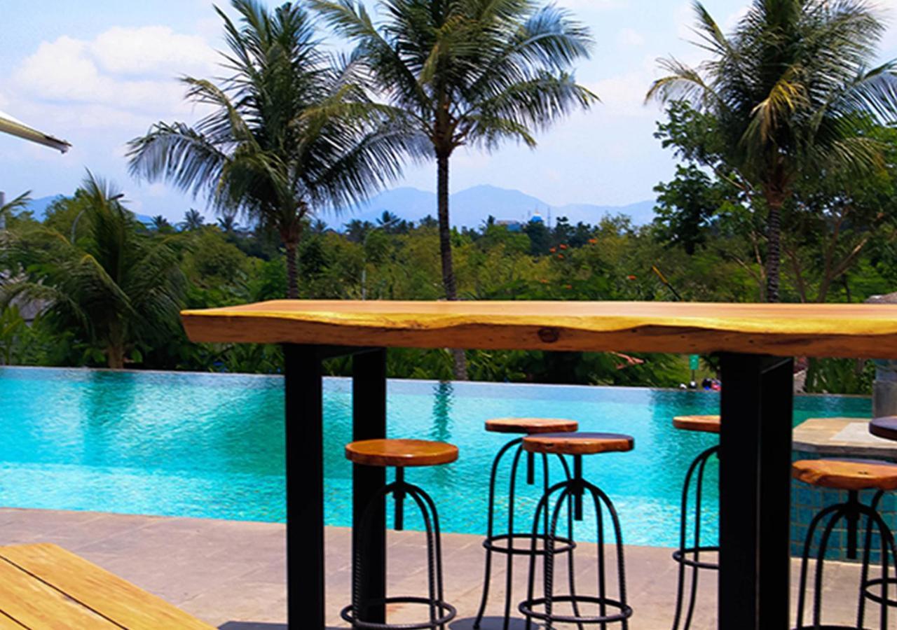 Lombok Astoria Hotel Mataram Exterior foto